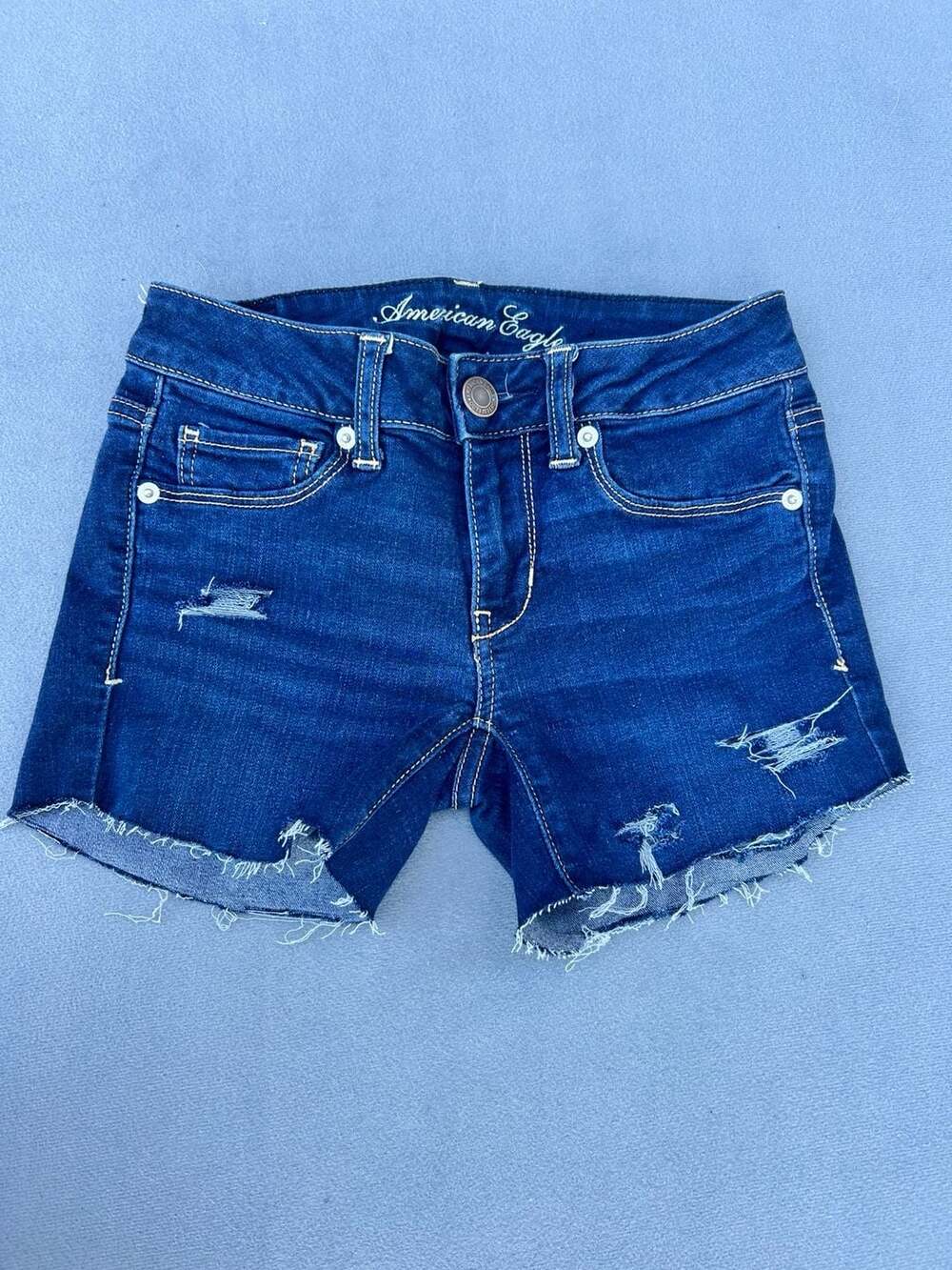 American Eagle Super Stretch Distressed Skinny Denim Shorts Size 2